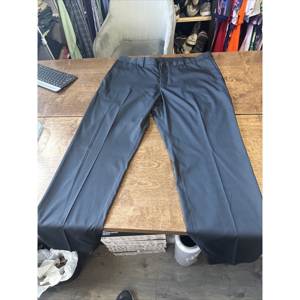 Nike DriFit Mens 38x32 TG Golf Chino Pants Straight Leg Stretch Waist Band